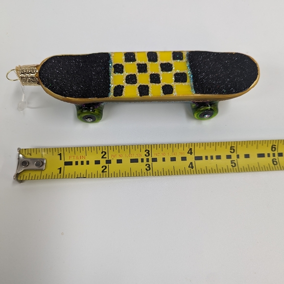 Ornament Glass Skateboard - Picture 5 of 5
